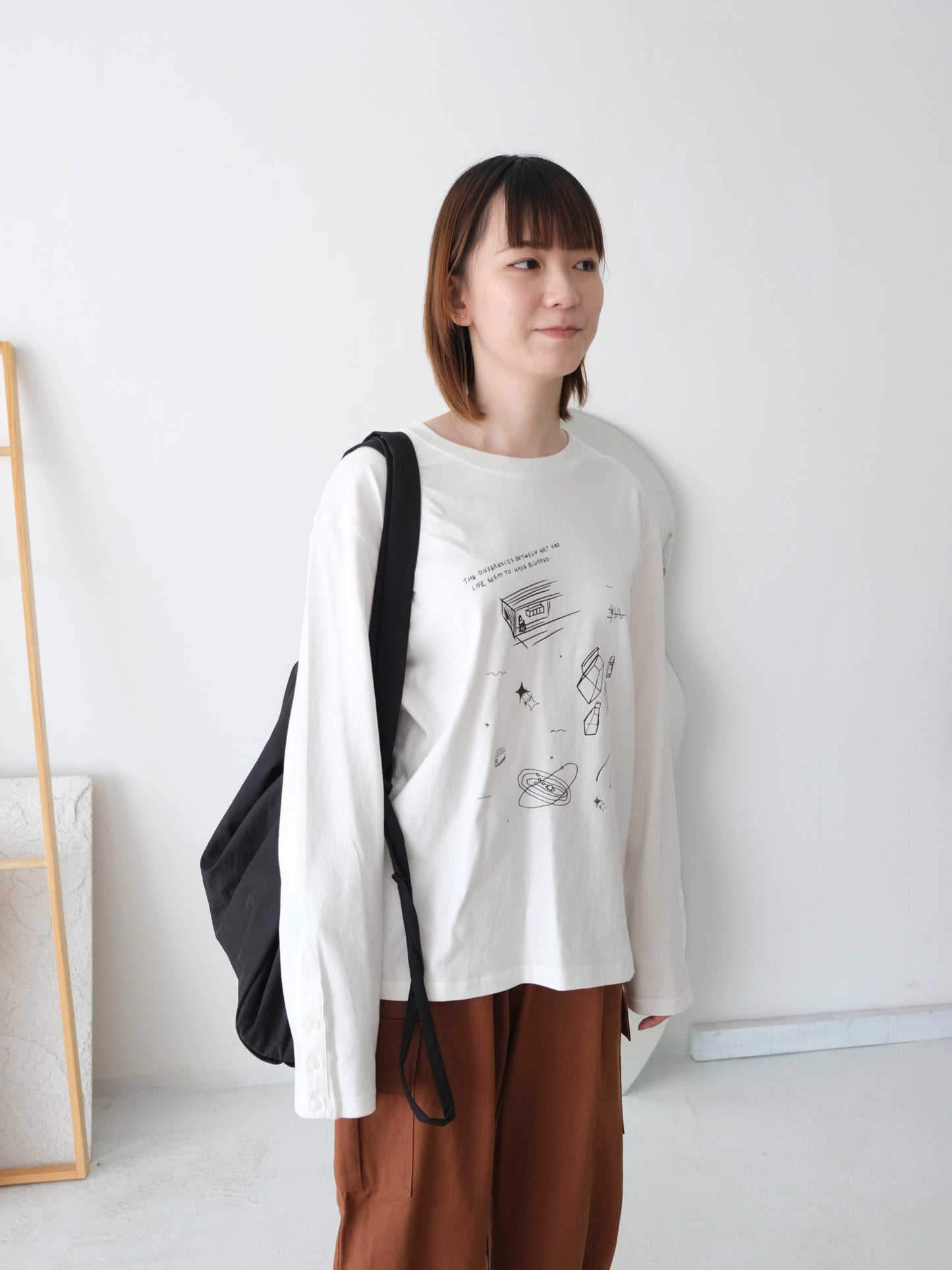 Universal Sleeve Tee (Green, White)