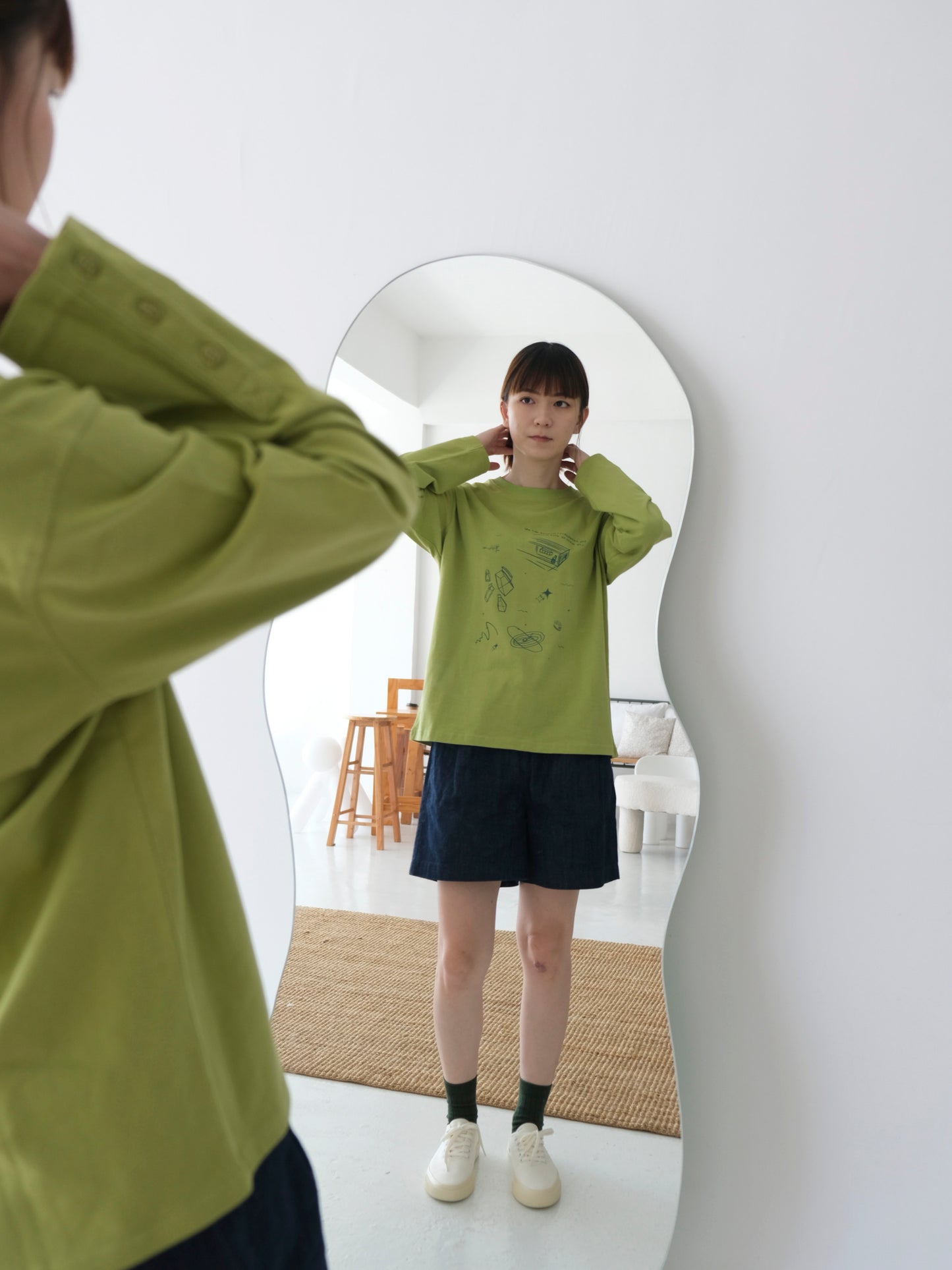 Universal Sleeve Tee (Green, White)
