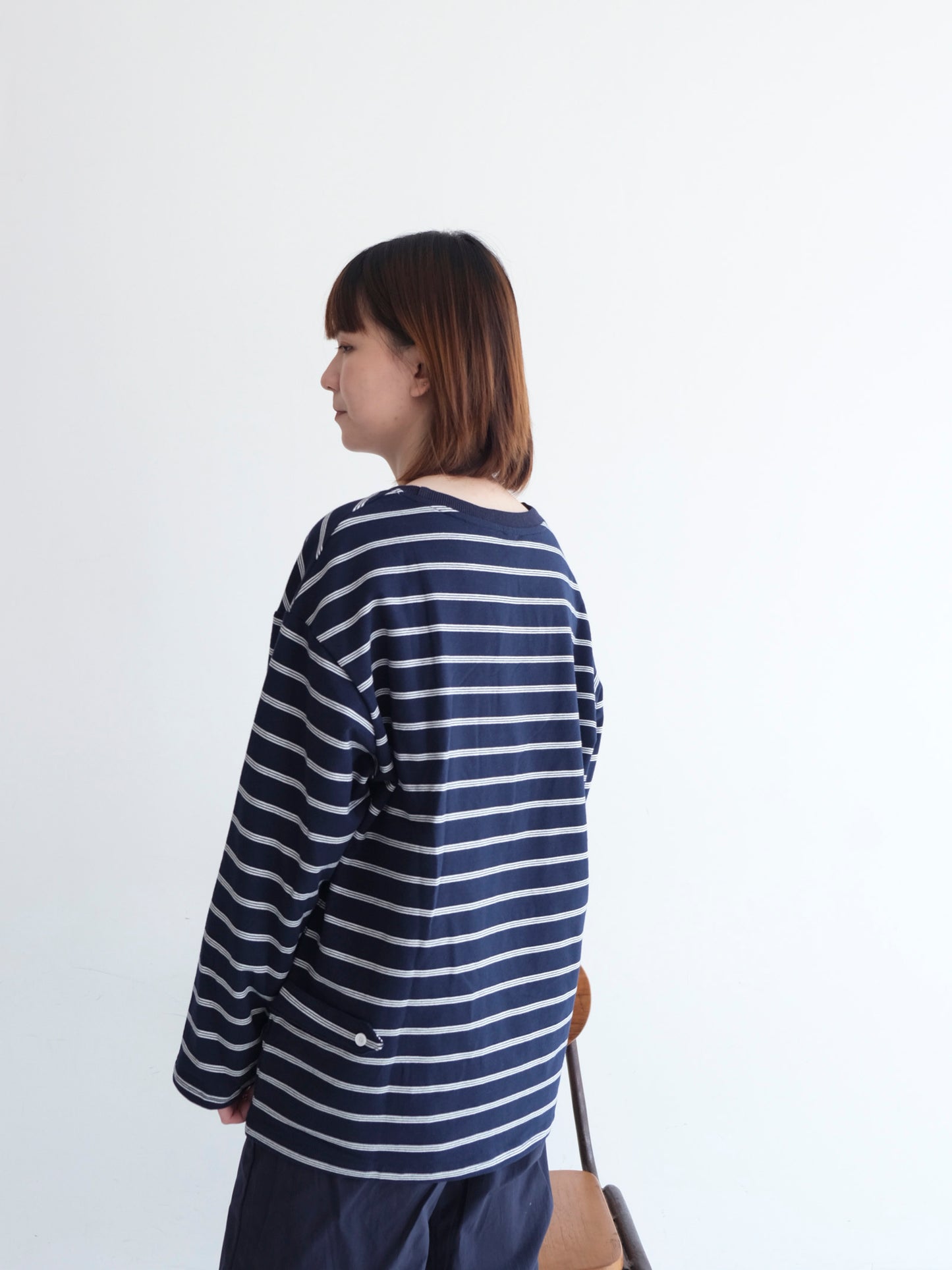 Stripe Sleeve Sweatshirt (Navy Blue)